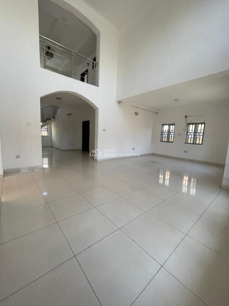 Standard Commercial 4 Bedroom Duplex, Lekki Phase 0ne, Lekki Phase 1, Lekki, Lagos, House for Rent