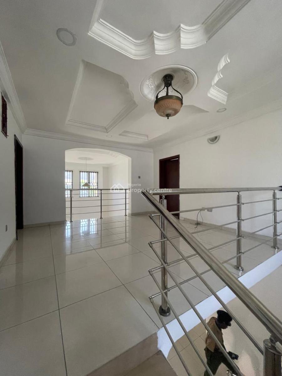 Standard Commercial 4 Bedroom Duplex, Lekki Phase 0ne, Lekki Phase 1, Lekki, Lagos, House for Rent