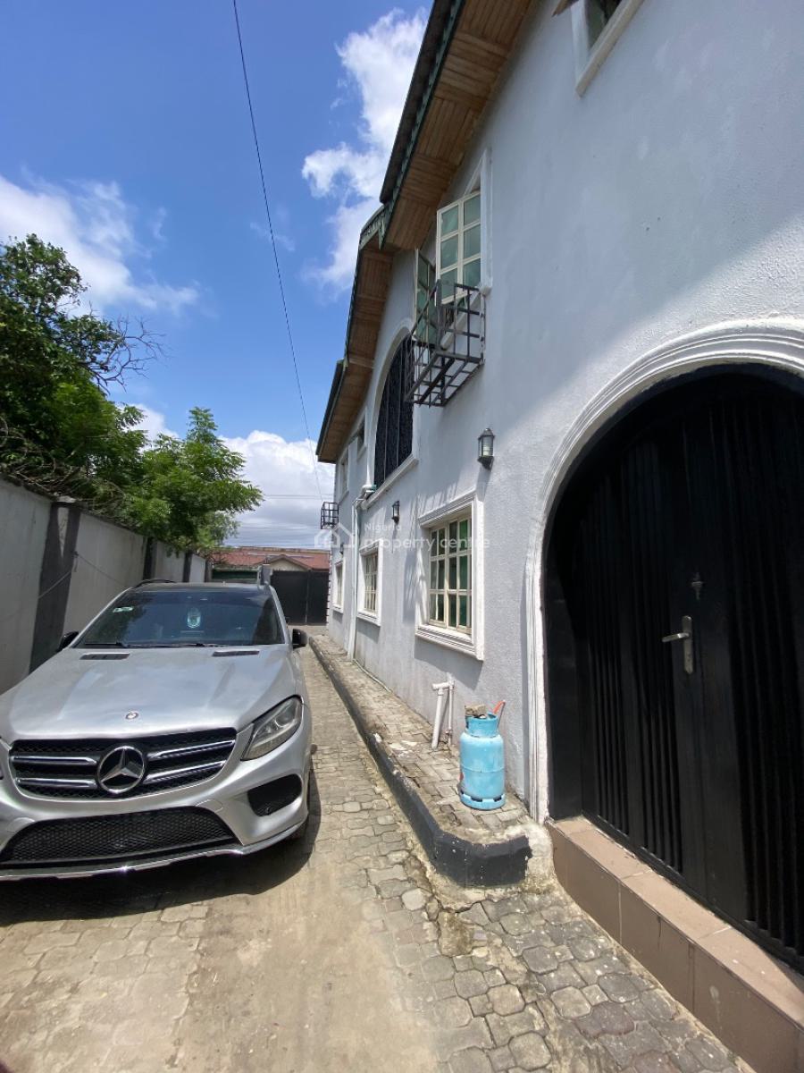 Luxury 2 Bedroom Apartment Upstairs in a Serene Environment, Thomas Estate, Ajah, Lagos, Flat / Apartment for Rent