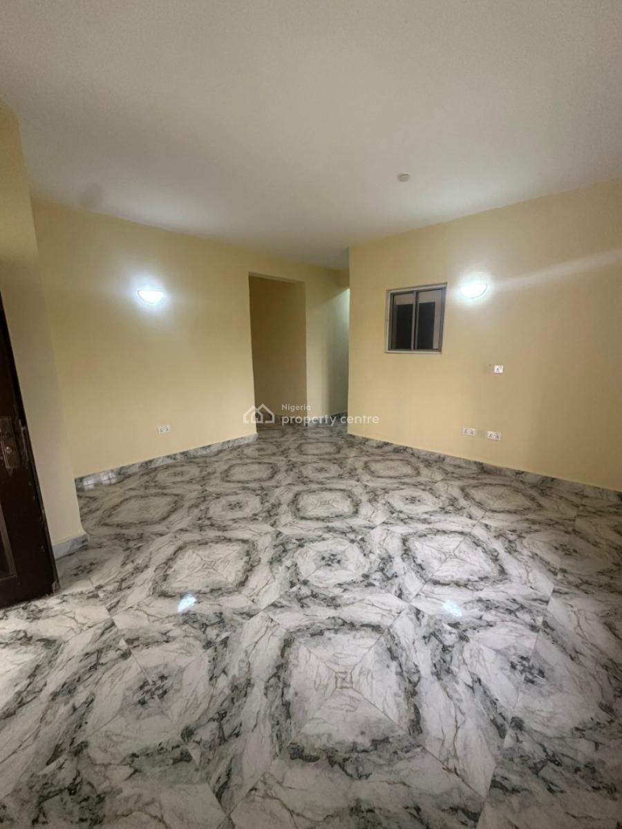 Well Finished 2 Bedroom Flat, Gwarinpa, Abuja, Flat / Apartment for Rent