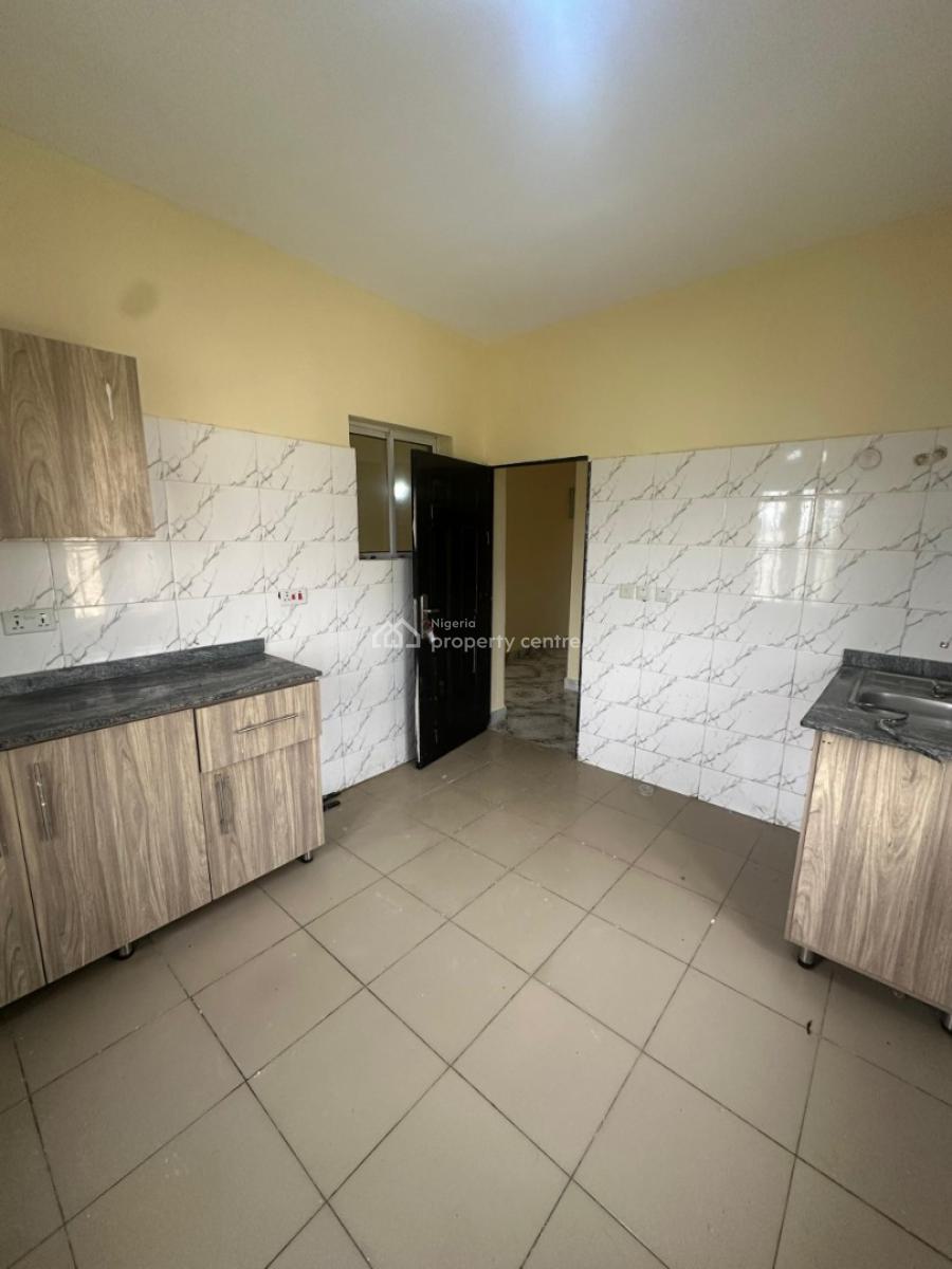 Well Finished 2 Bedroom Flat, Gwarinpa, Abuja, Flat / Apartment for Rent