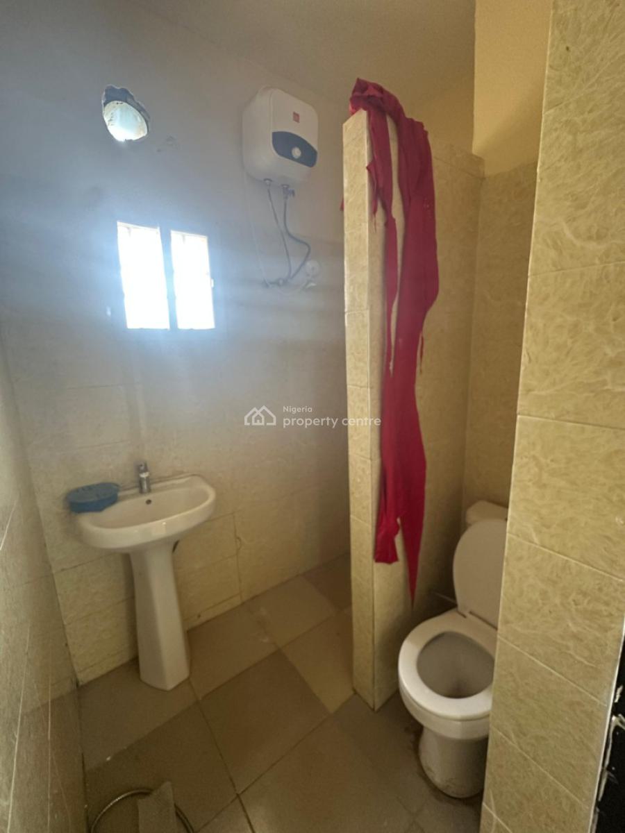 Well Finished 2 Bedroom Flat, Gwarinpa, Abuja, Flat / Apartment for Rent