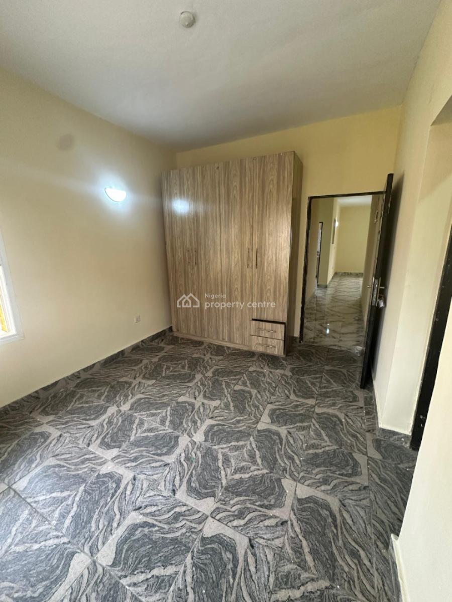 Well Finished 2 Bedroom Flat, Gwarinpa, Abuja, Flat / Apartment for Rent