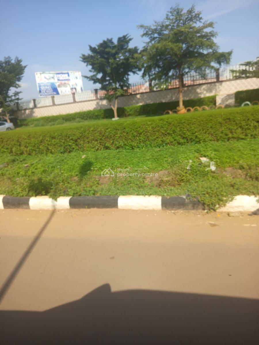 1650 Commercial Land on a Major Tarred Road, Wuye, Abuja, Commercial Land for Sale