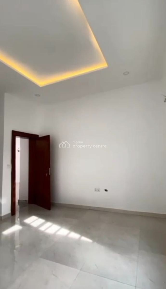 a Nicely Finished 4bedroom Penthouse Duplex, Side View Estate, Lugbe Airport Road, Lugbe District, Abuja, Detached Duplex for Sale