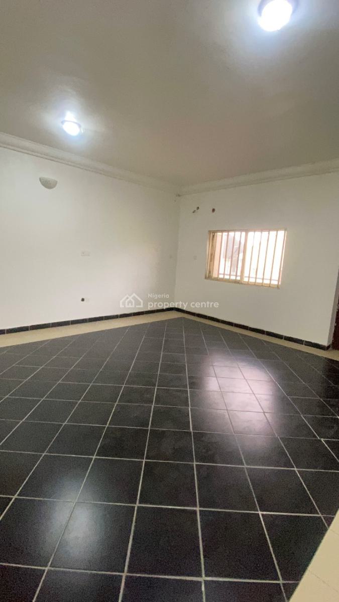Neatly Built 2 Bedroom Flat  Wuse 2, Wuse 2, Wuse 2, Abuja, Flat / Apartment for Rent