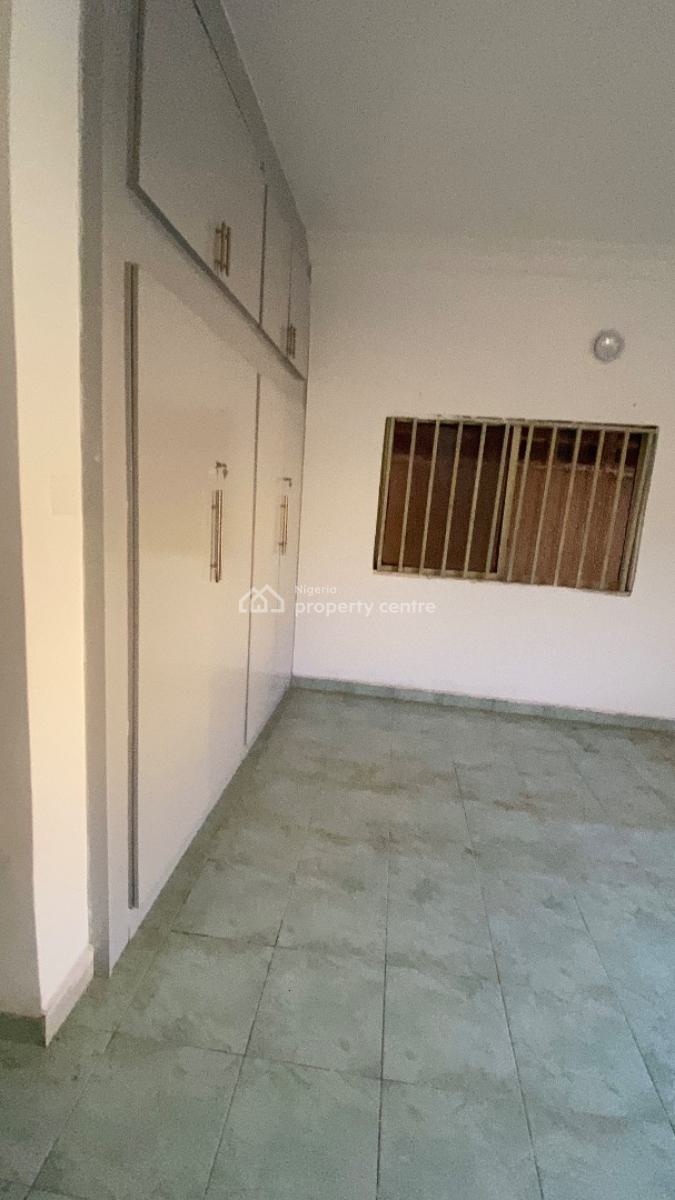 Neatly Built 2 Bedroom Flat  Wuse 2, Wuse 2, Wuse 2, Abuja, Flat / Apartment for Rent