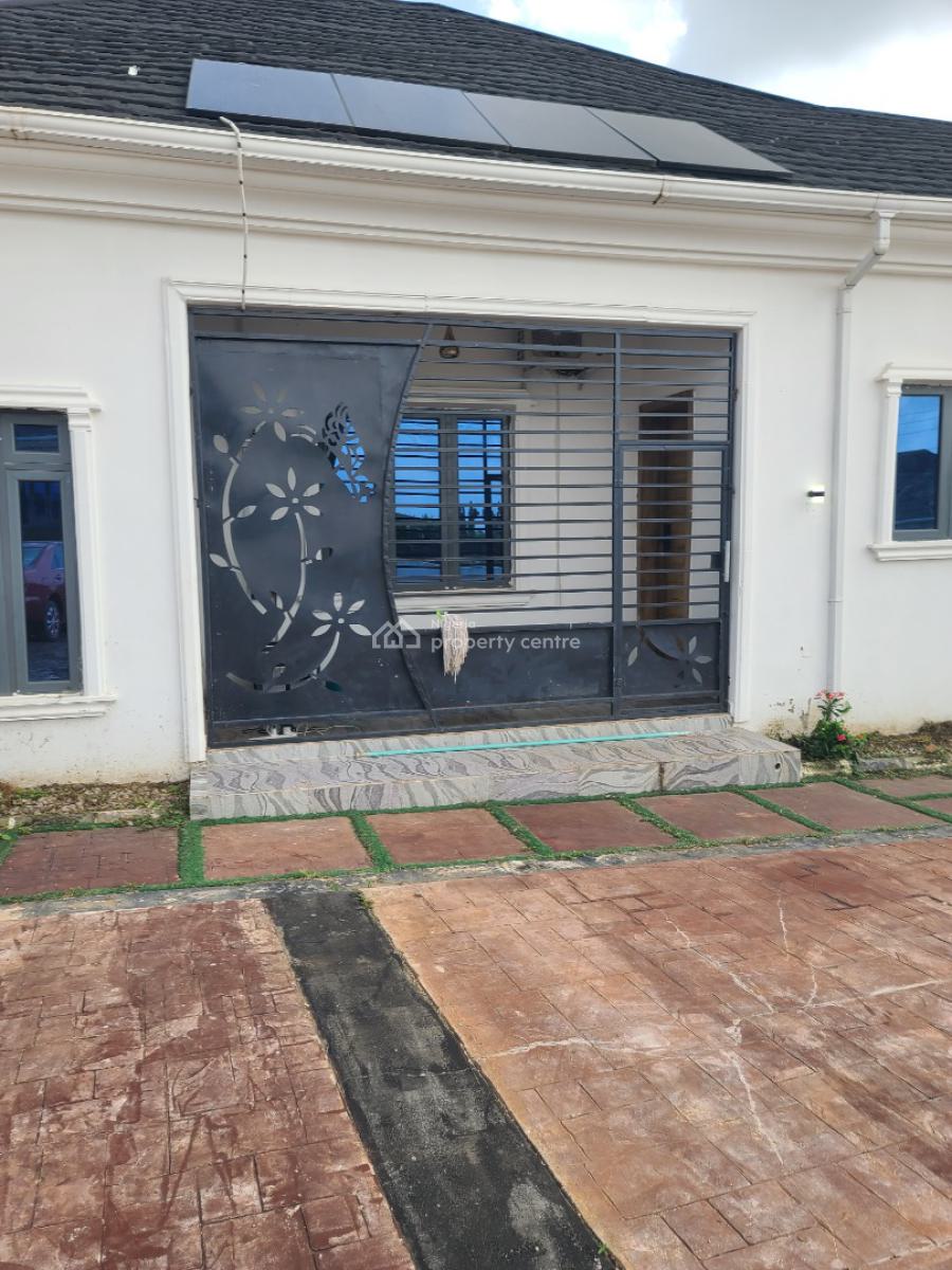 4 Bedroom Furnished Ully Detached Bungalow  with 2 Set Back Mini Flat, Osun State Osogbo, on The Road  Opposite Governor’s Office, Osogbo, Osun, Detached Bungalow for Sale