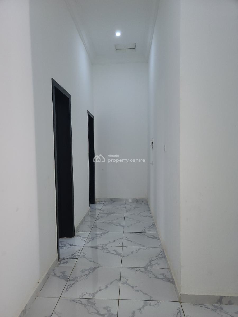 4 Bedroom Furnished Ully Detached Bungalow  with 2 Set Back Mini Flat, Osun State Osogbo, on The Road  Opposite Governor’s Office, Osogbo, Osun, Detached Bungalow for Sale