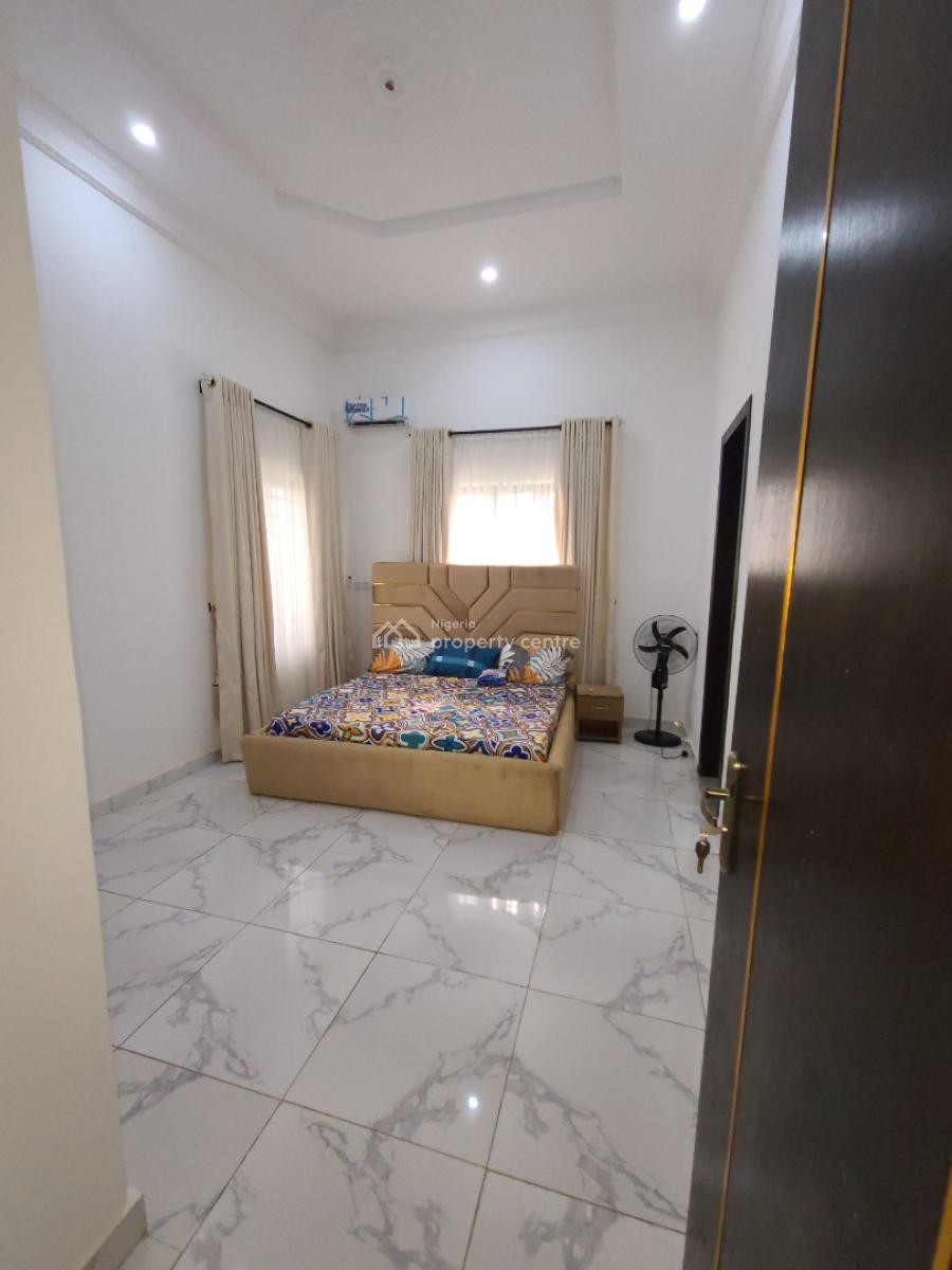 4 Bedroom Furnished Ully Detached Bungalow  with 2 Set Back Mini Flat, Osun State Osogbo, on The Road  Opposite Governor’s Office, Osogbo, Osun, Detached Bungalow for Sale