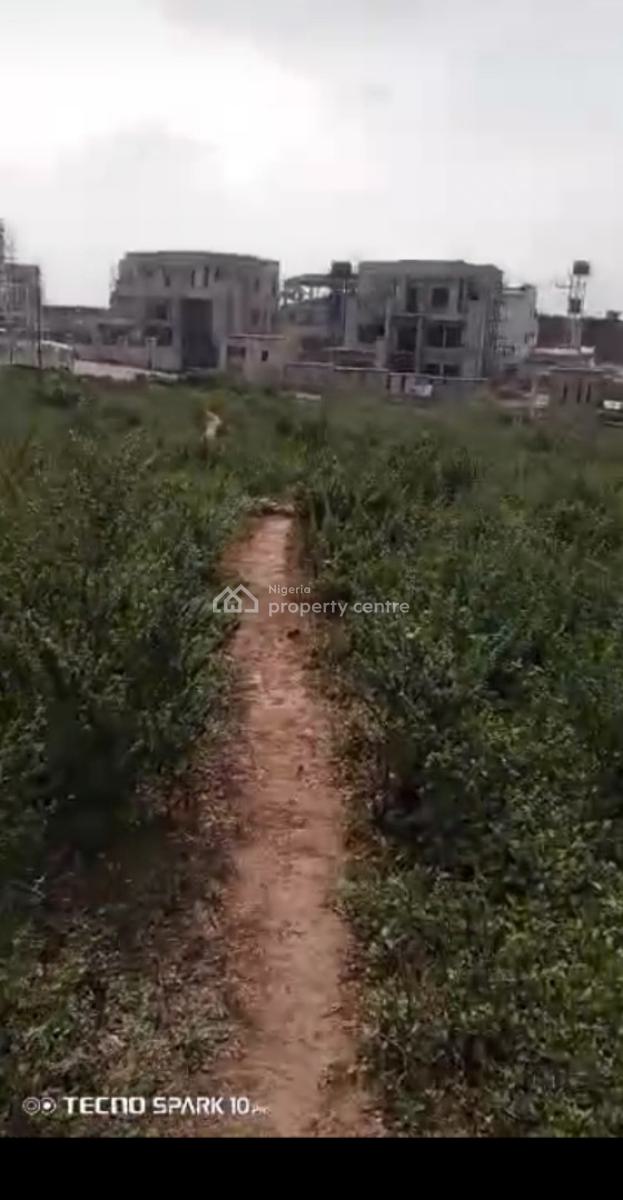 Distress 1200 Square Meter Land Army Estate By Navy Admiralty Estate*, Asokoro, Asokoro District, Abuja, Residential Land for Sale