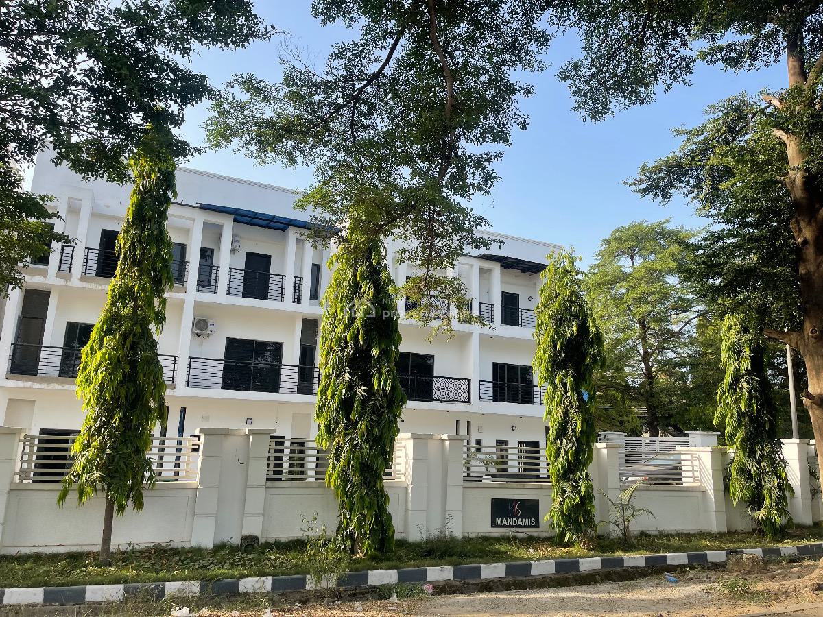 5 Bedroom Terrance Duplex, Along Ebitu Ukiwe St, Jabi, Abuja, Detached Duplex for Sale