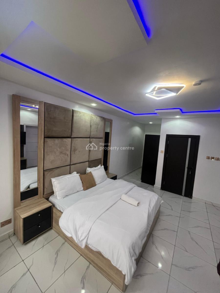 Modern 3 Bedroom with Swimming Pool, Off Isaac John Street, Ikeja Gra, Ikeja, Lagos, Flat / Apartment Short Let