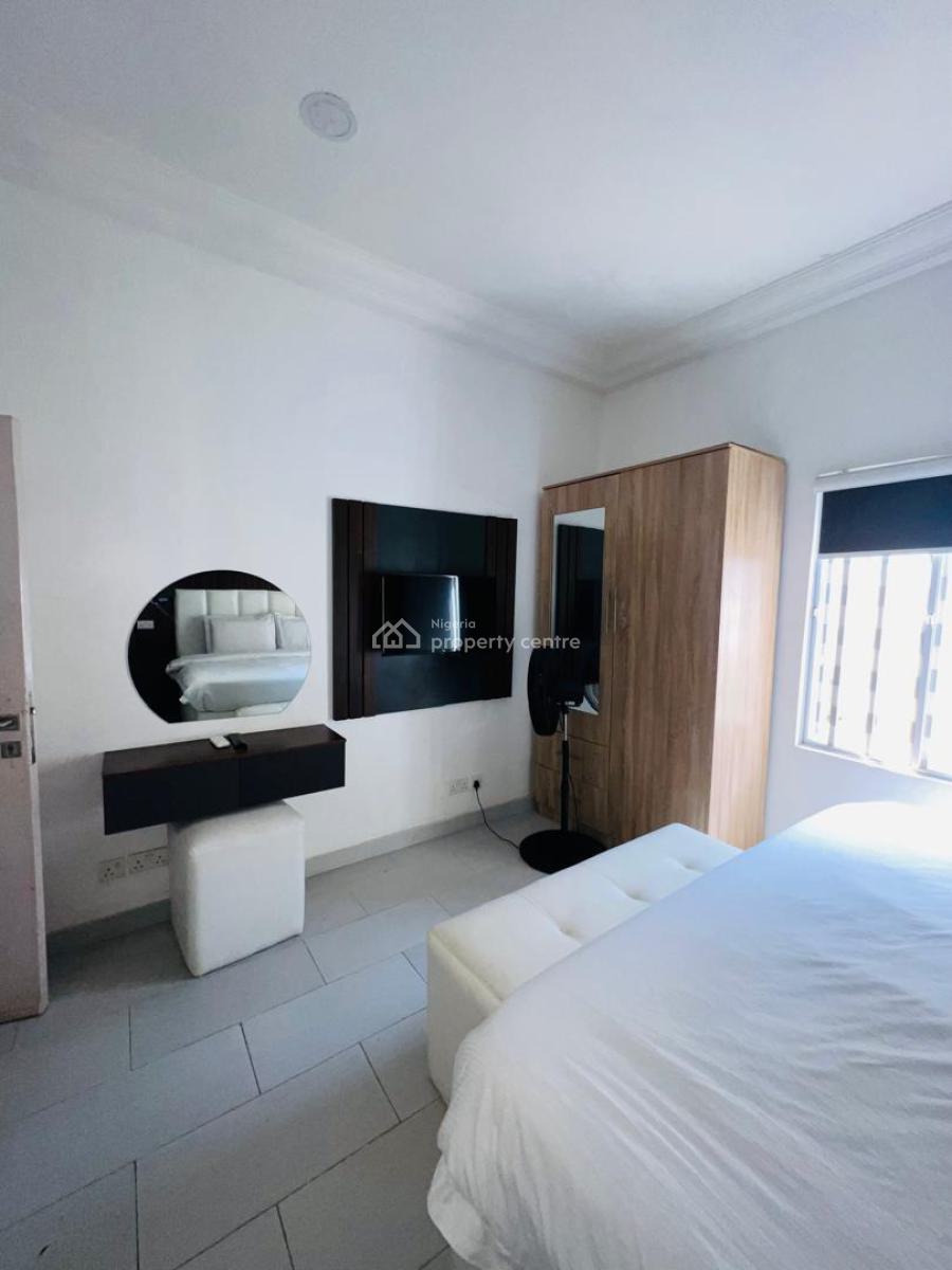 Fully Furnished 3 Bedroom Apartment, Freedom Way, Lekki Phase 1, Lekki, Lagos, Flat / Apartment for Rent