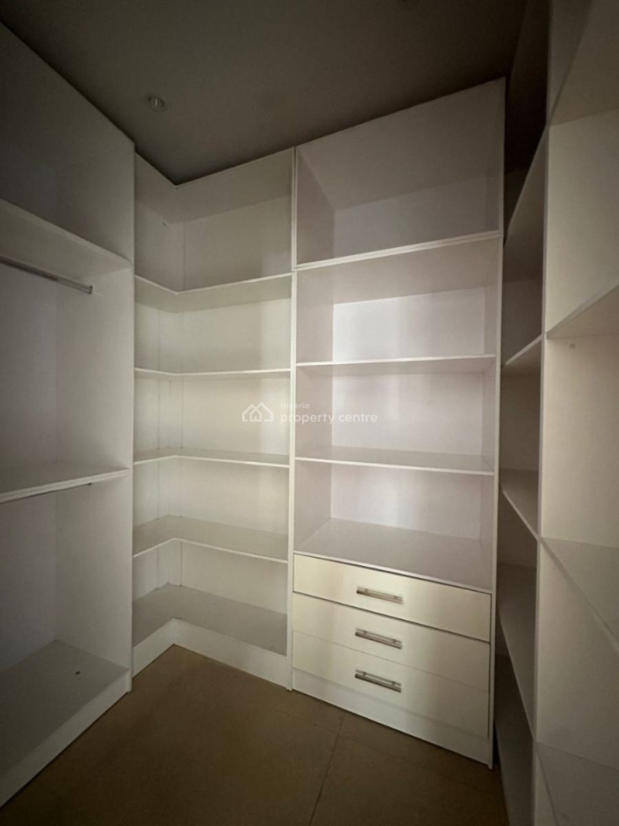 Well-maintained 3 Bedroom Maisonette with Bq, Old Ikoyi, Ikoyi, Lagos, Flat / Apartment for Rent