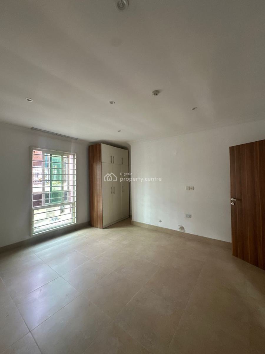 Well-maintained 3 Bedroom Maisonette with Bq, Old Ikoyi, Ikoyi, Lagos, Flat / Apartment for Rent