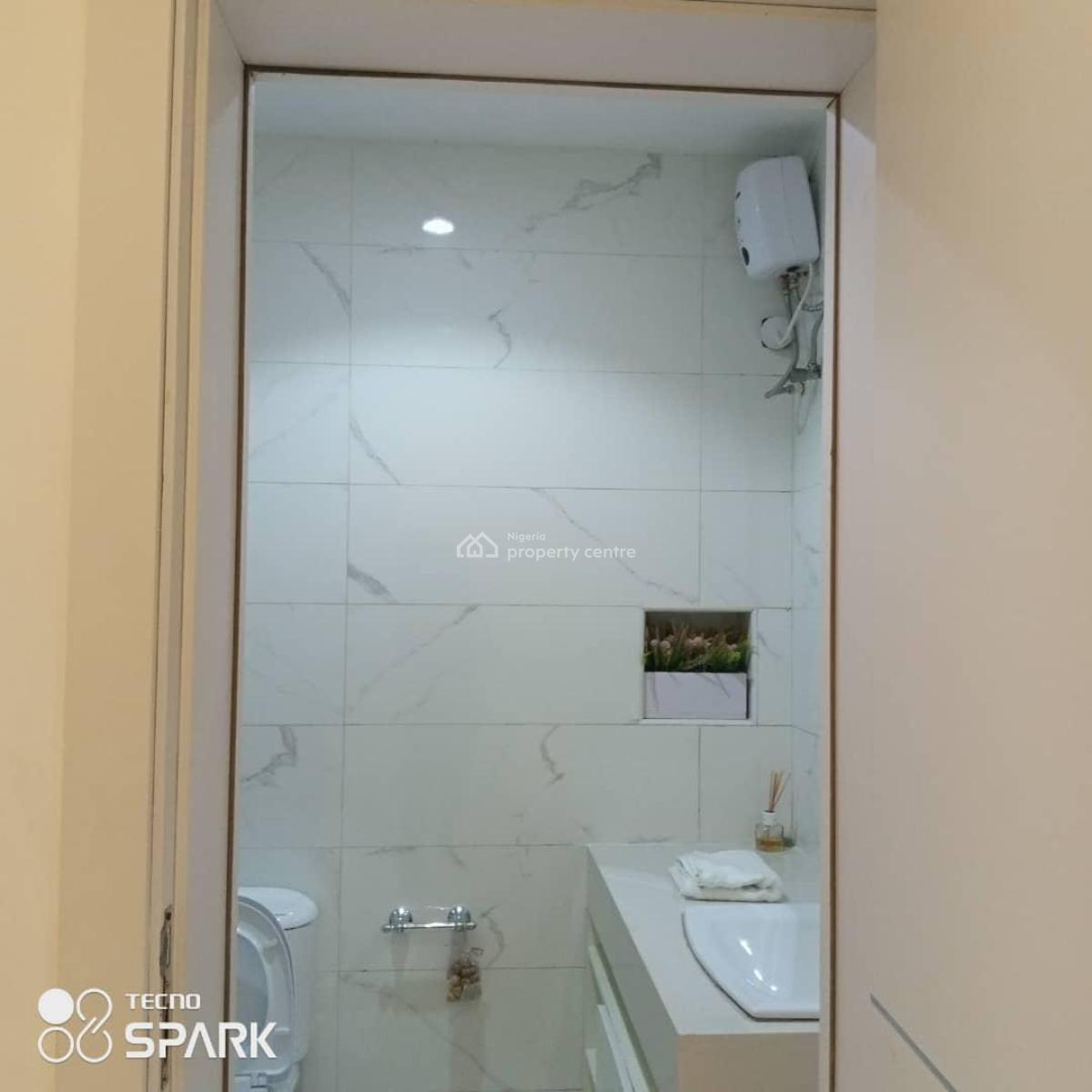 Book This Luxurious and Cozy 3 Bedroom Apartment Lekki Maruwa, Maruwa, Lekki, Lagos, House Short Let