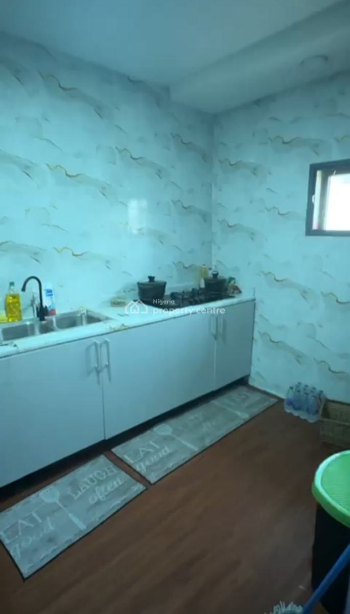 Sharp Furnished Penthouse Mini-flat with Fitted Kitchen, Old Ikoyi, Ikoyi, Lagos, Mini Flat (room and Parlour) for Rent