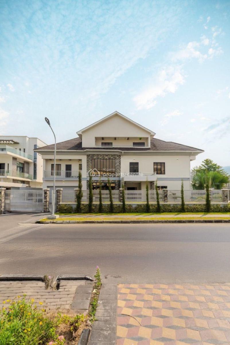 Exquisite 5 Bedroom Detached with Cinema, Rooftop Terrace ,pool and Bq, Osapa, Lekki, Lagos, Detached Duplex for Sale