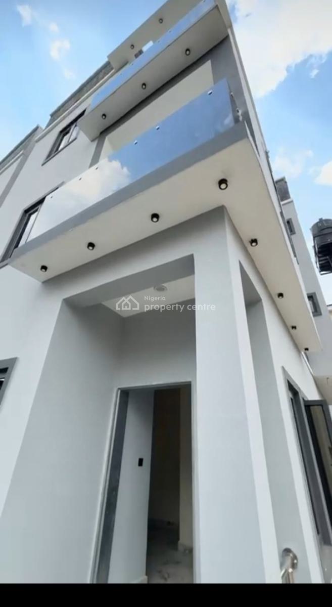 5bedroom Terrace Duplex Well Finished in a Nice Location, Gaduwa, Gaduwa, Abuja, Terraced Duplex for Sale