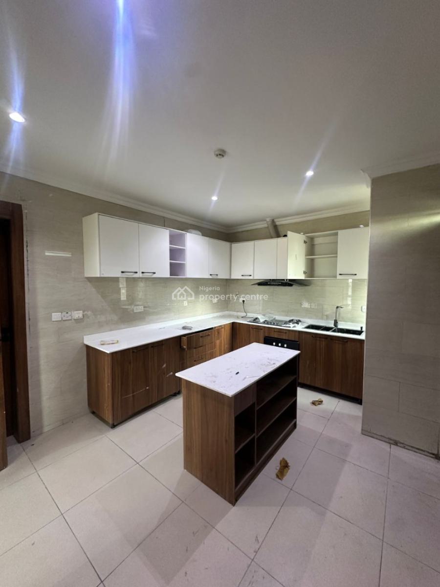 Well-maintained 3 Bedroom Maisonette with Bq, Old Ikoyi, Ikoyi, Lagos, Flat / Apartment for Rent