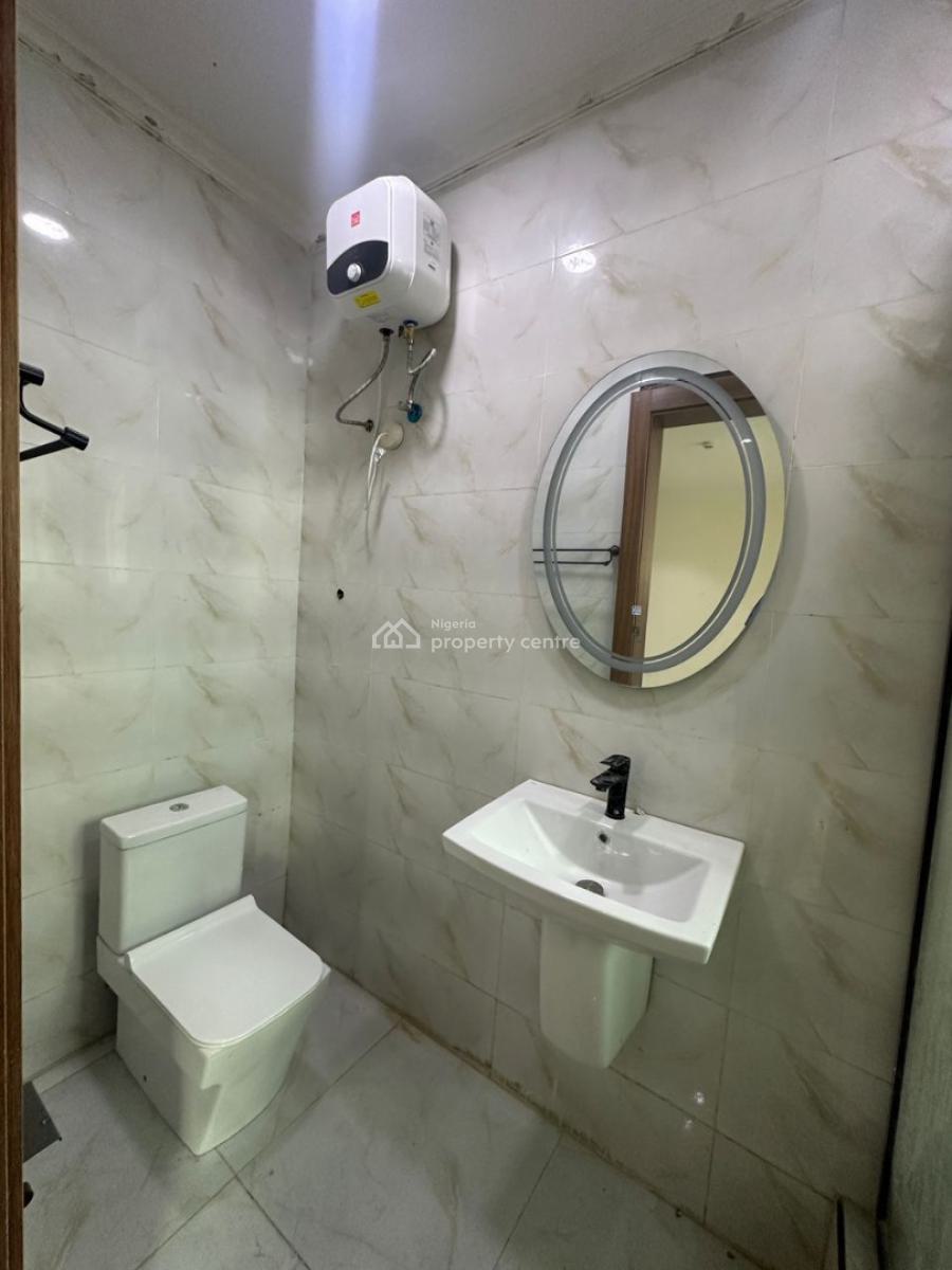 Well-maintained 3 Bedroom Maisonette with Bq, Old Ikoyi, Ikoyi, Lagos, Flat / Apartment for Rent