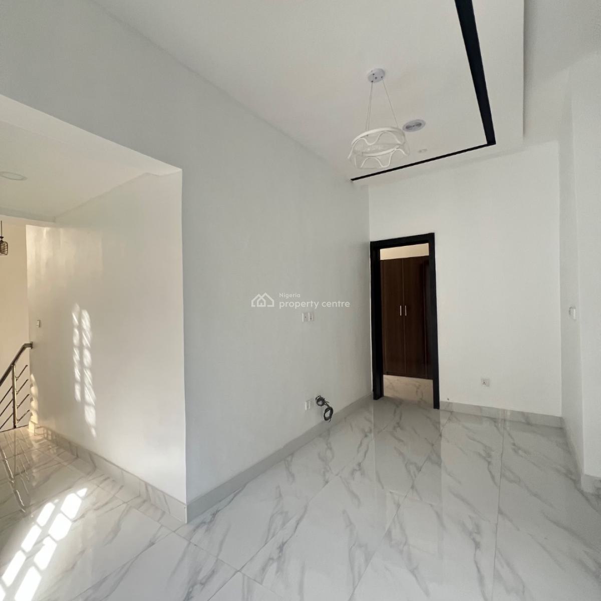 4 Bedroom Semi Detached & Bq, Ikota, Lekki, Lagos, Semi-detached Duplex for Sale