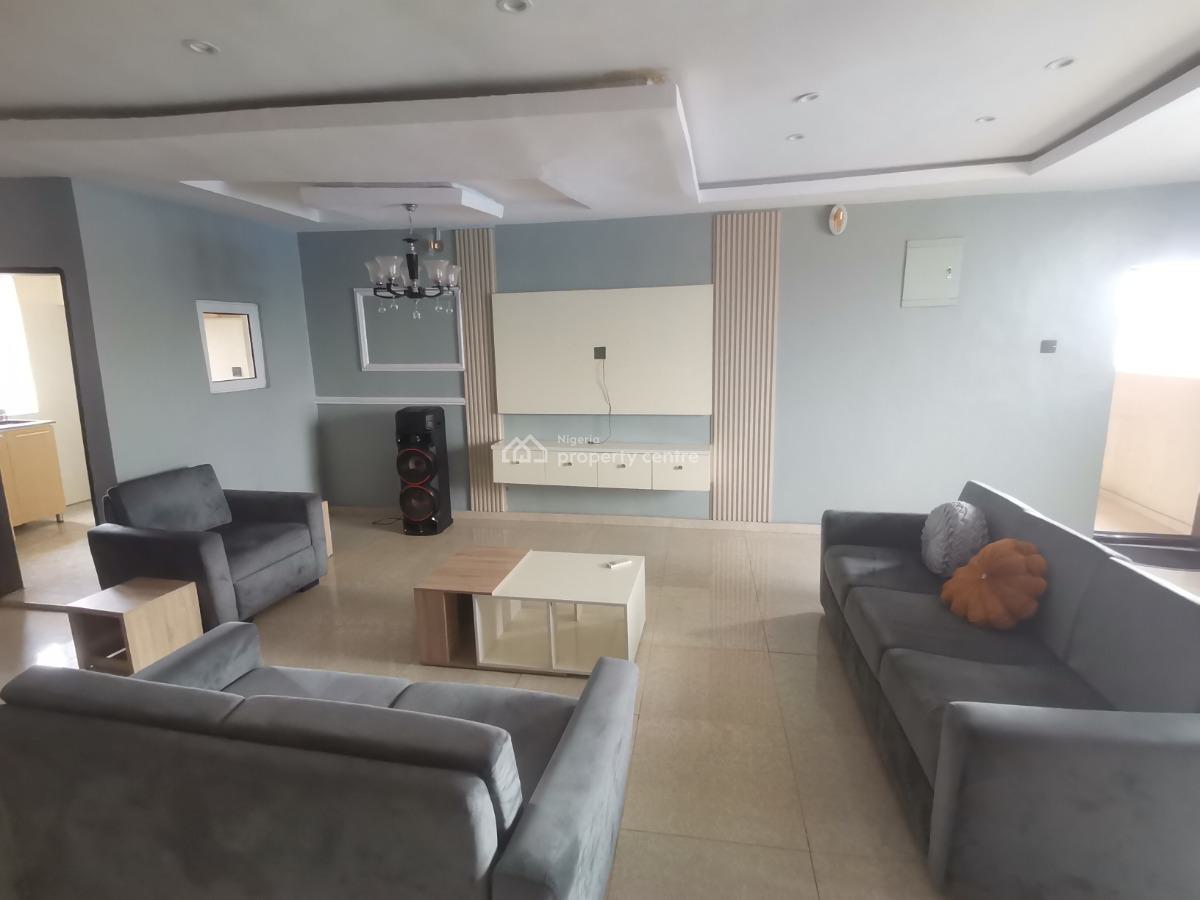 Ready to Move-in 2 Bedrooms Luxury & Furnished Apartment, Abiodun Sobajo Street, Agidingbi, Ikeja, Lagos, Flat / Apartment for Rent