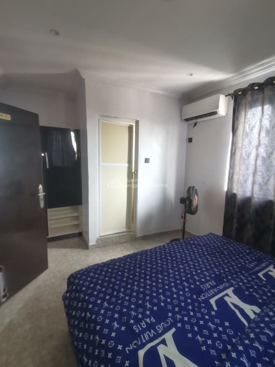 Ready to Move-in 2 Bedrooms Luxury & Furnished Apartment, Abiodun Sobajo Street, Agidingbi, Ikeja, Lagos, Flat / Apartment for Rent