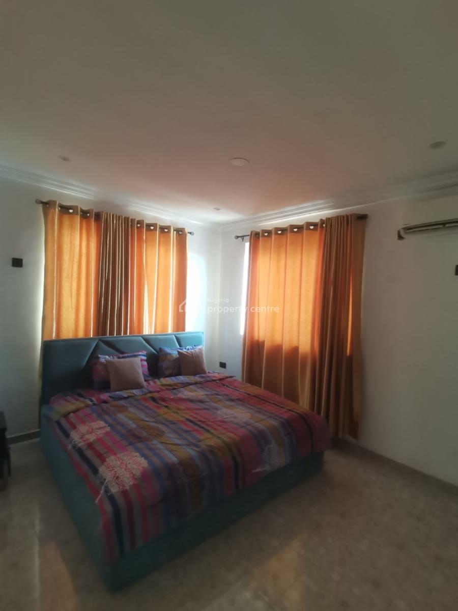 Ready to Move-in 2 Bedrooms Luxury & Furnished Apartment, Abiodun Sobajo Street, Agidingbi, Ikeja, Lagos, Flat / Apartment for Rent