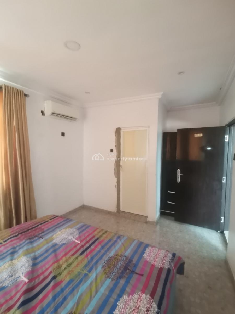 Ready to Move-in 2 Bedrooms Luxury & Furnished Apartment, Abiodun Sobajo Street, Agidingbi, Ikeja, Lagos, Flat / Apartment for Rent