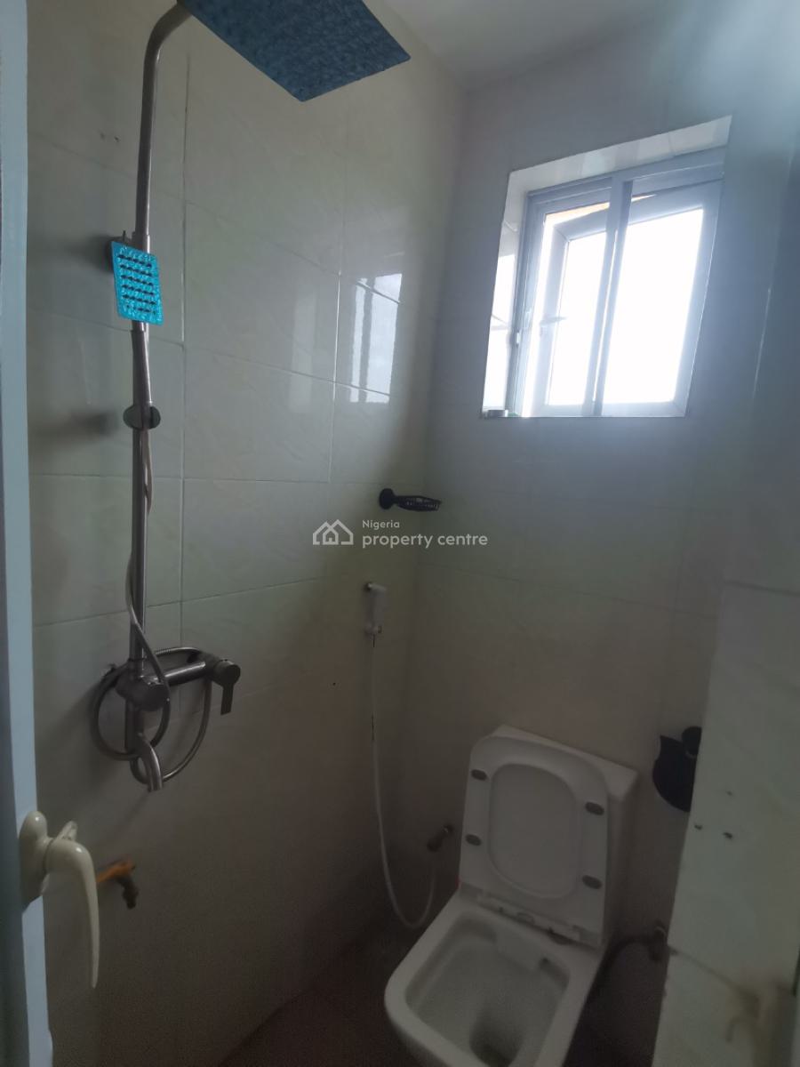 Ready to Move-in 2 Bedrooms Luxury & Furnished Apartment, Abiodun Sobajo Street, Agidingbi, Ikeja, Lagos, Flat / Apartment for Rent