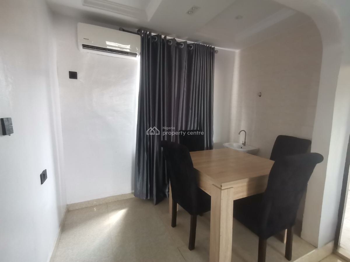 Ready to Move-in 2 Bedrooms Luxury & Furnished Apartment, Abiodun Sobajo Street, Agidingbi, Ikeja, Lagos, Flat / Apartment for Rent
