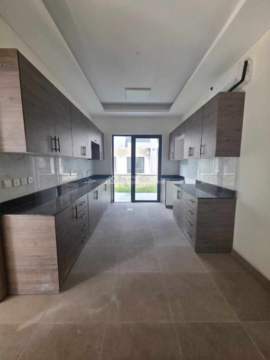 Luxury 4 Bedrooms Semi Detached Duplex with Bq, Maiyegun Beach Estate, Ocean View Estate, Along The Coastal Road, Jakande, Lekki, Lagos, Semi-detached Duplex for Sale