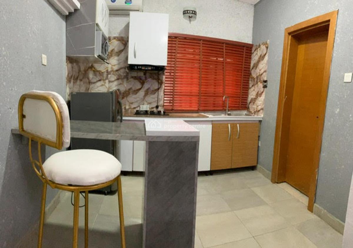 1 Bedroom Apartment, Ayoola Coker, Ikeja Gra, Ikeja, Lagos, Mini Flat (room and Parlour) for Rent