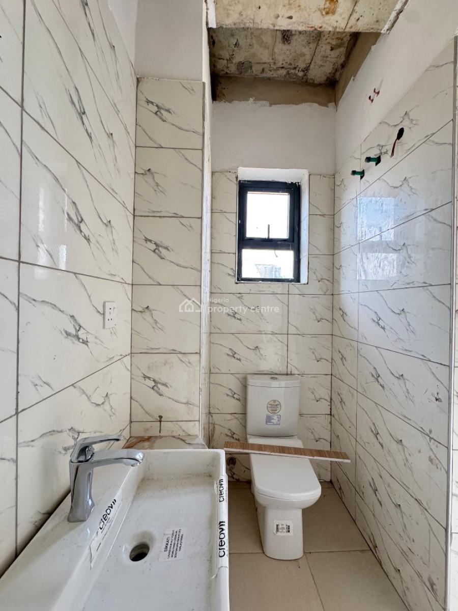 Spacious 2 Bedroom Apartments, Ologolo, Lekki, Lagos, Flat / Apartment for Sale