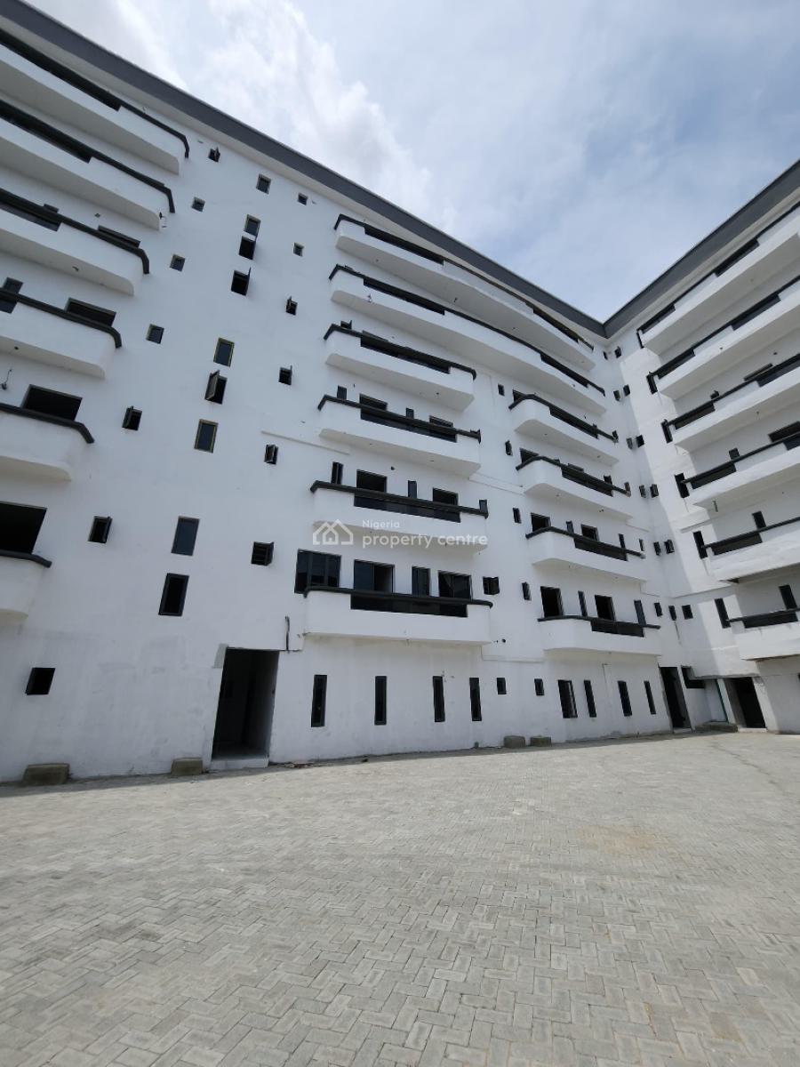 Luxury 3-bedroom Smart Apartment + Bq  Main Castle Apartment, Maryland, Lagos, Block of Flats for Sale