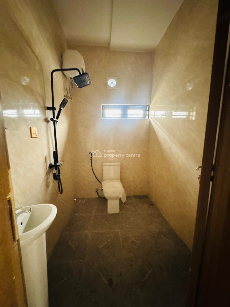 Newly Built 2-bedroom Apartment, Modern Comfort Meets Prime City Living Discover This Newly Built 2-bed, Surulere, Lagos, Block of Flats for Sale