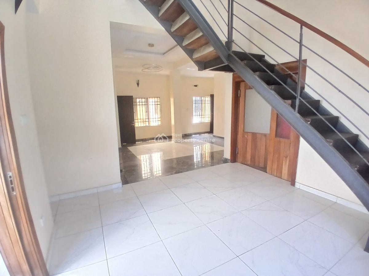 Self Service 3 Bedroom Maisonette with an Open Terrace, Osapa, Lekki, Lagos, Flat / Apartment for Rent