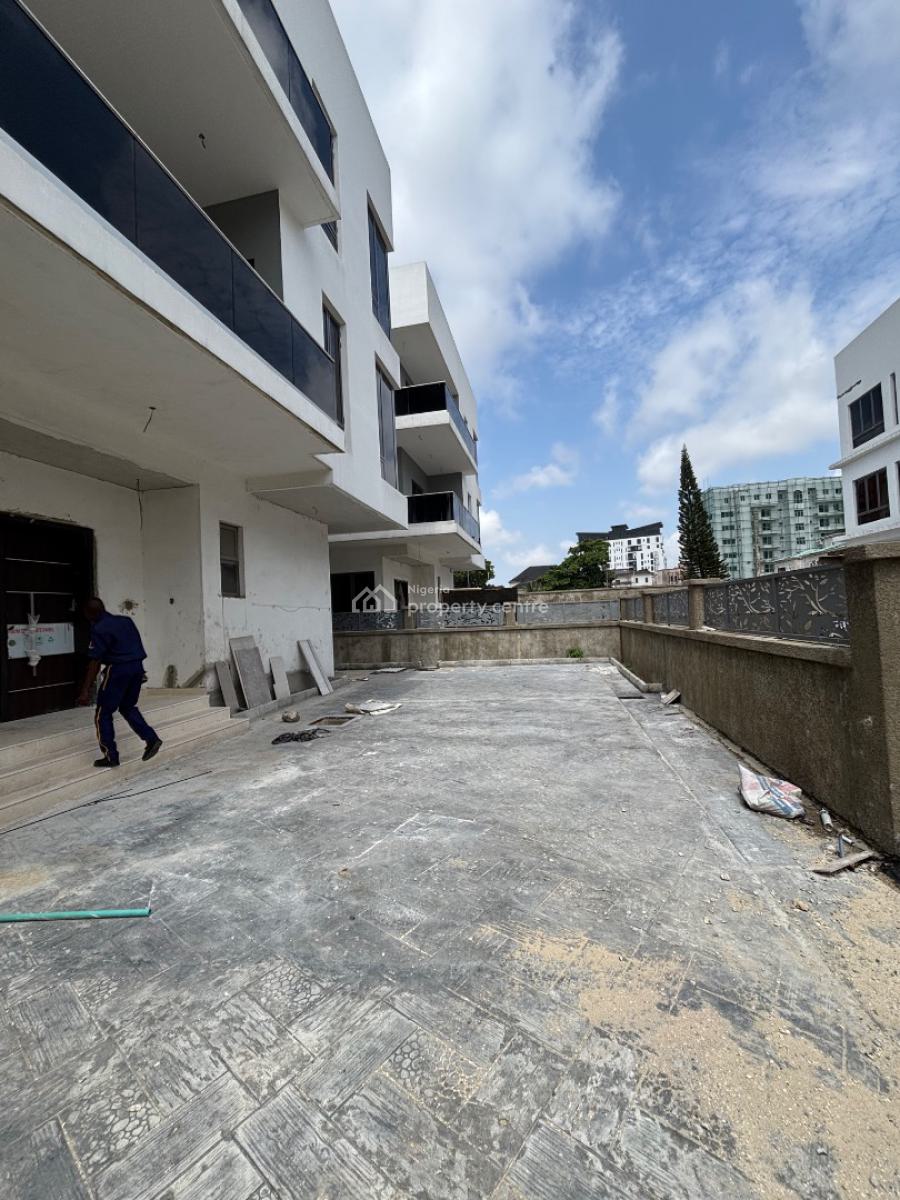 Ultra-luxury 5 Bedroom Fully Detached House  with 2 Rooms Bq, Ikoyi, Lagos, Detached Duplex for Sale