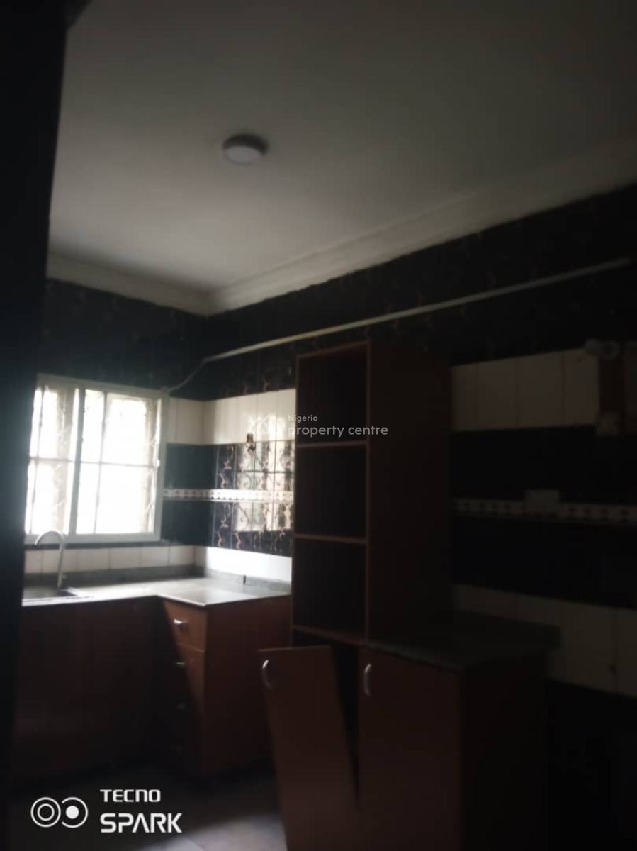 Good 2 Bedrooms Flat in a Secured Serene Area, Gaduwa, Abuja, Flat / Apartment for Rent