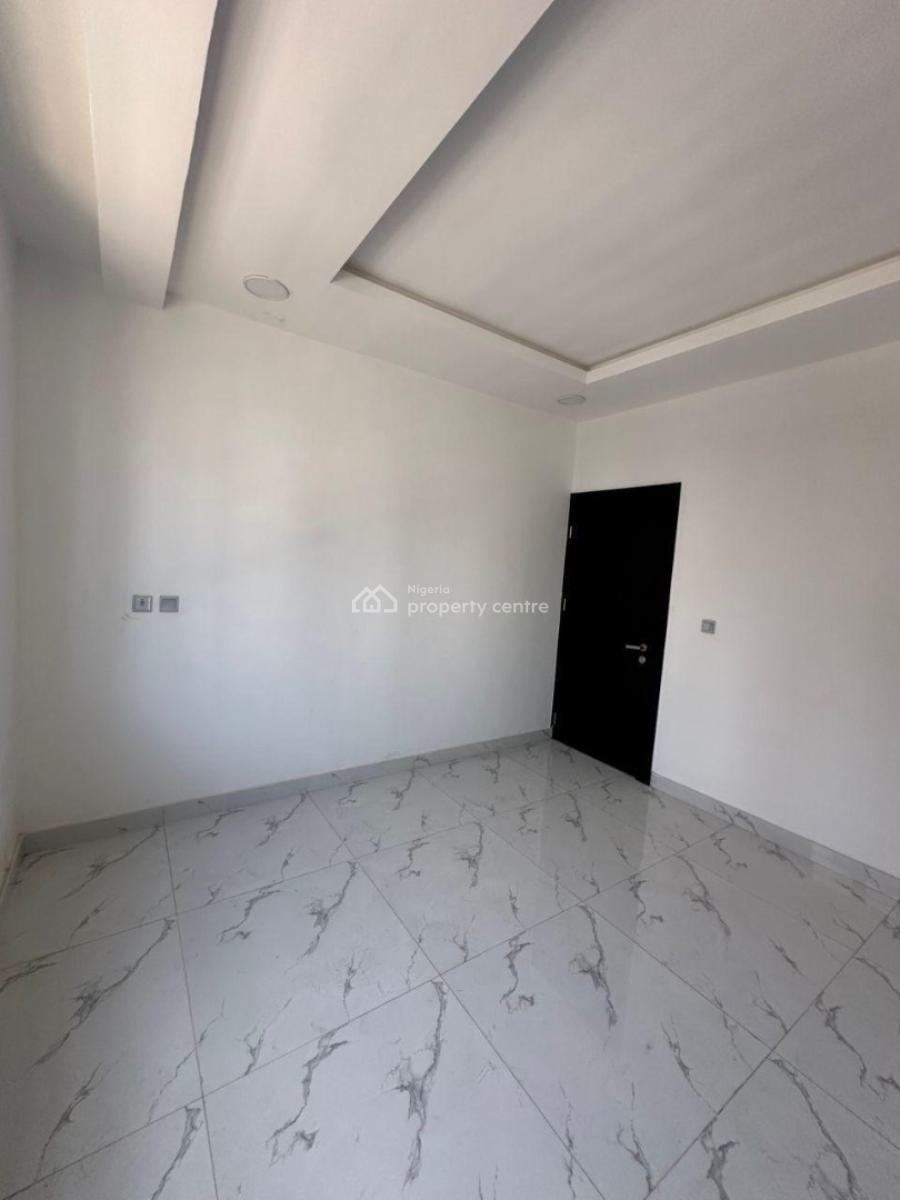 Elegant 2 Bedroom Apartment Within a Serene Space, Lekki Phase 1, Lekki, Lagos, Flat / Apartment for Sale