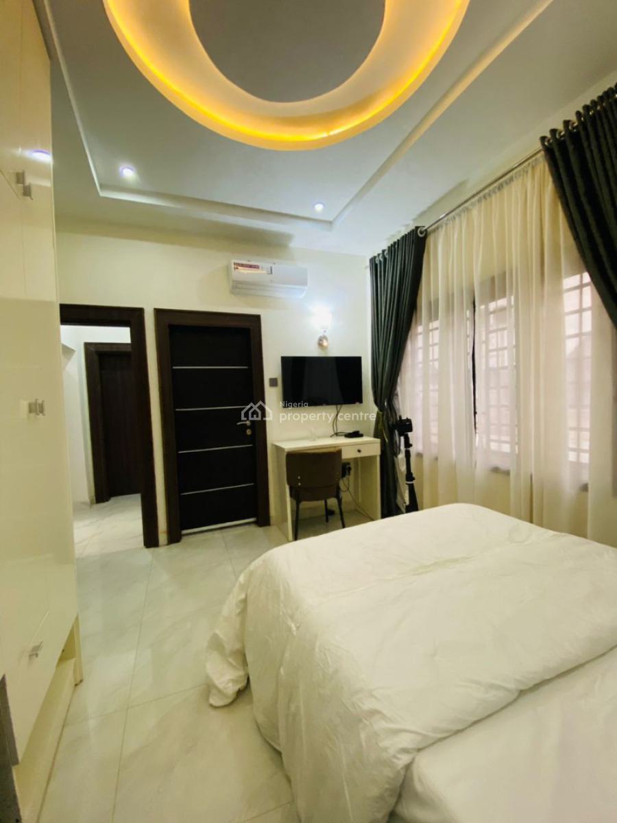Luxury Furnished 2 Bedroom Flat, Lugbe, Lugbe District, Abuja, Flat / Apartment for Rent