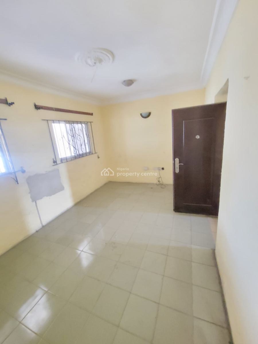 Sharp 6 Bedroom Duplex with Spacious Parking Space, Olokonla, Ajah, Lagos, Terraced Duplex for Rent