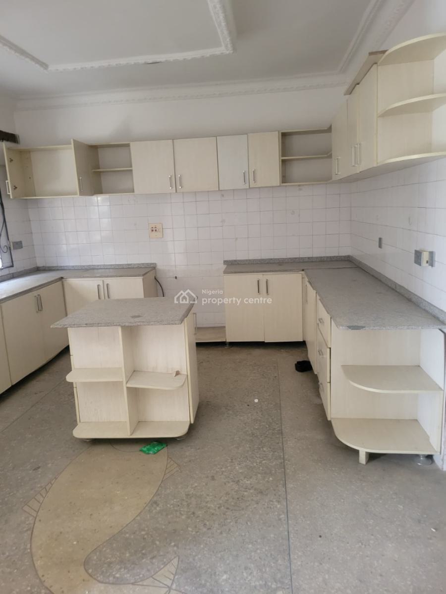 Sharp 6 Bedroom Duplex with Spacious Parking Space, Olokonla, Ajah, Lagos, Terraced Duplex for Rent