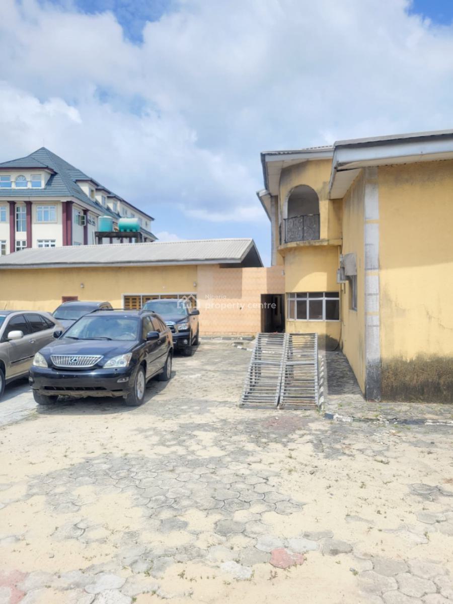 Sharp 6 Bedroom Duplex with Spacious Parking Space, Olokonla, Ajah, Lagos, Terraced Duplex for Rent