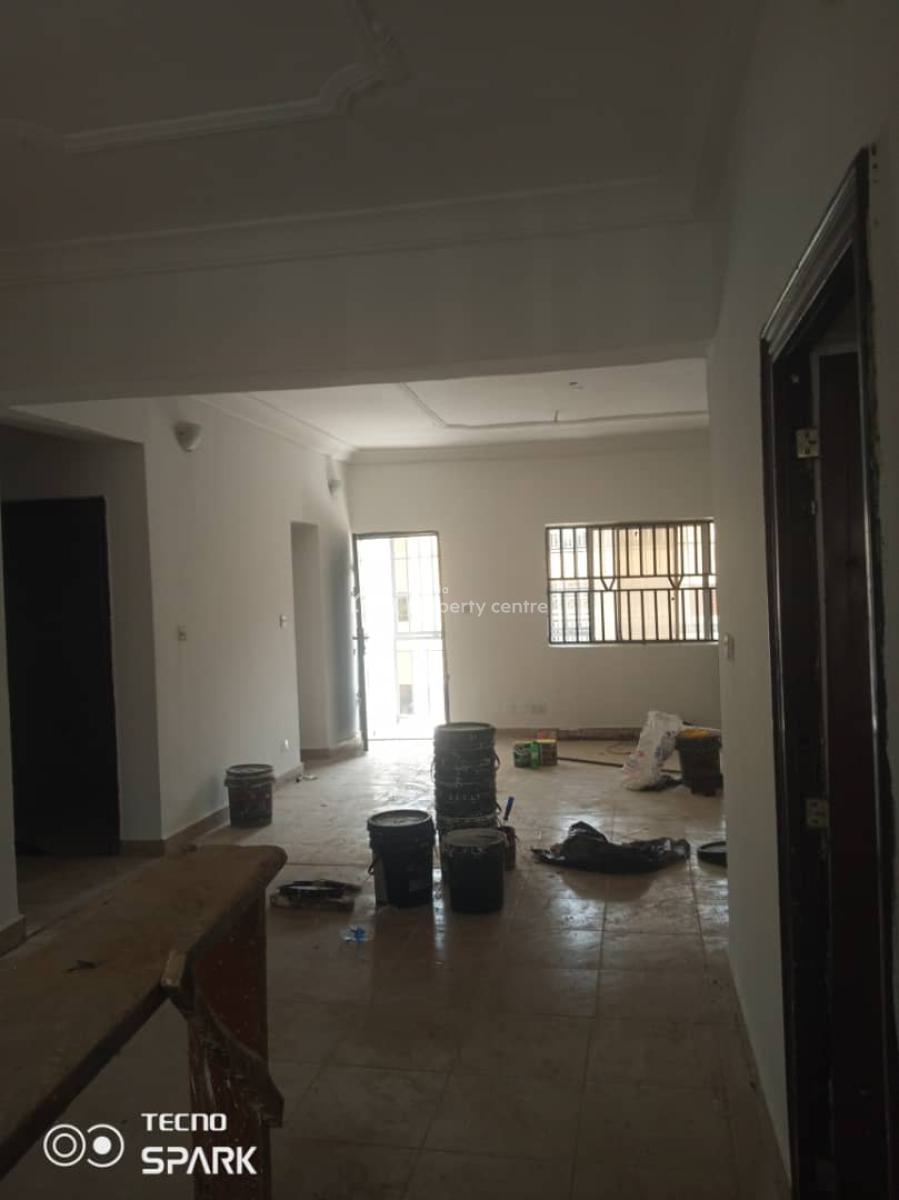 Standard Good 3 Bedrooms Flat in an Estate, Gaduwa, Abuja, Flat / Apartment for Rent