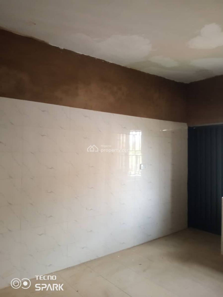 Standard Good 3 Bedrooms Flat in an Estate, Gaduwa, Abuja, Flat / Apartment for Rent