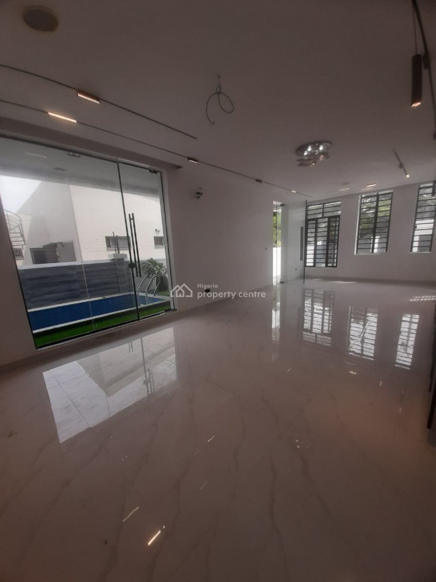 5 Bedroom Apartment, Lekki Phase 1, Lekki, Lagos, House for Sale