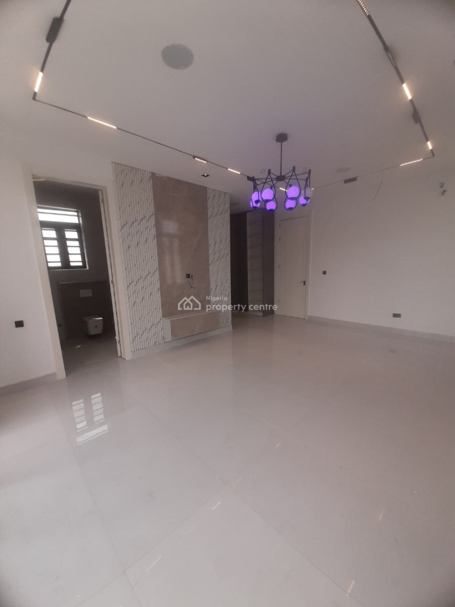 5 Bedroom Apartment, Lekki Phase 1, Lekki, Lagos, House for Sale
